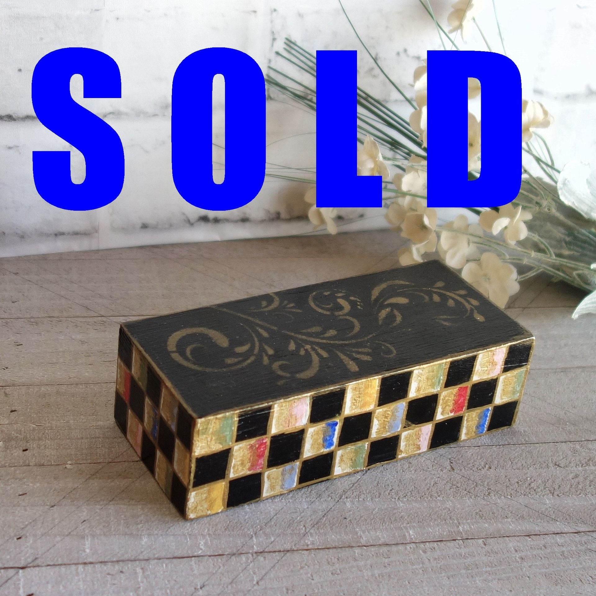 Mosaic Art Checked Riser Hand Painted Black Checks Colored Tile Riser 1 