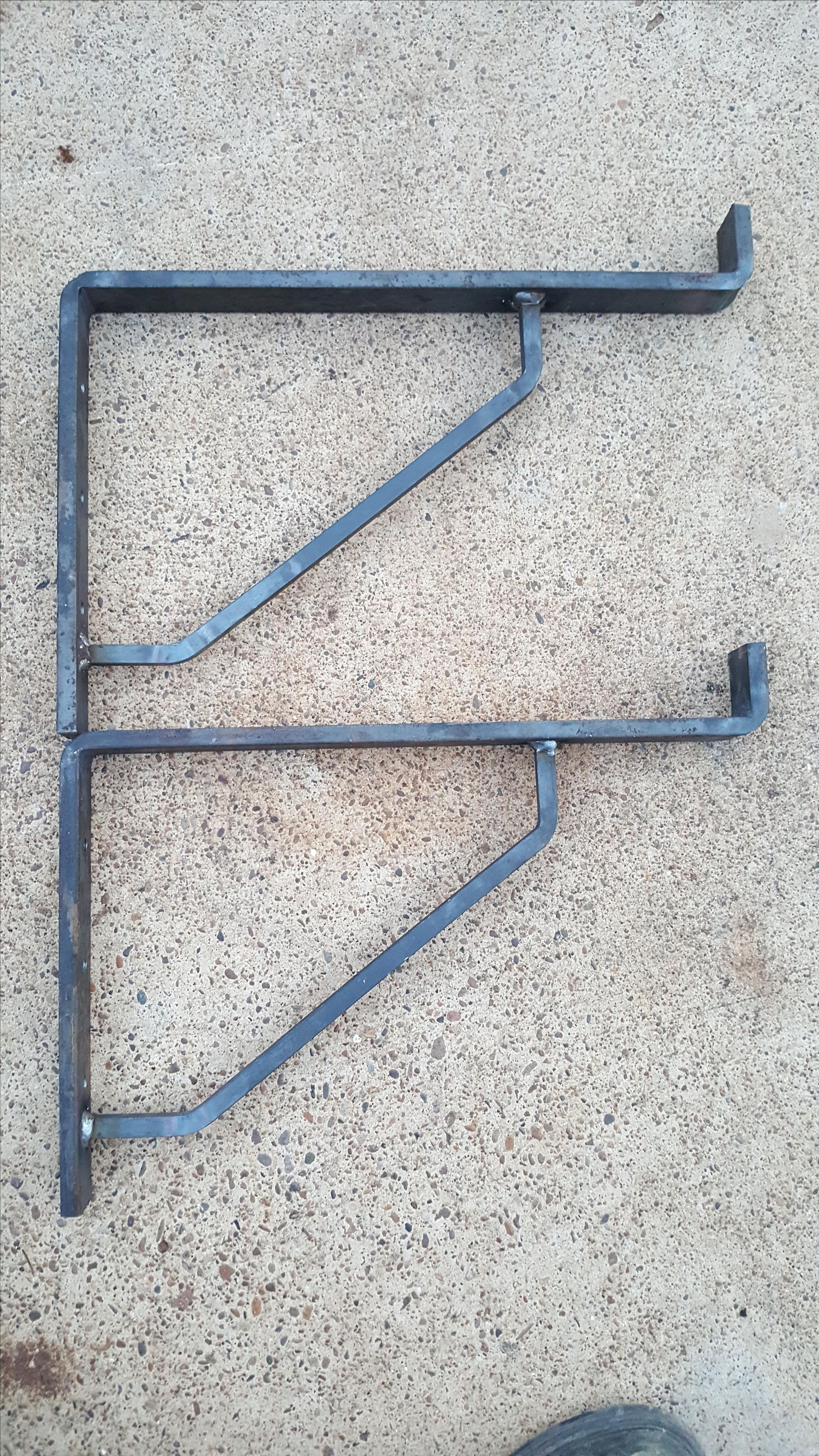 Heavy Duty Reenforced Steel Bracket 3