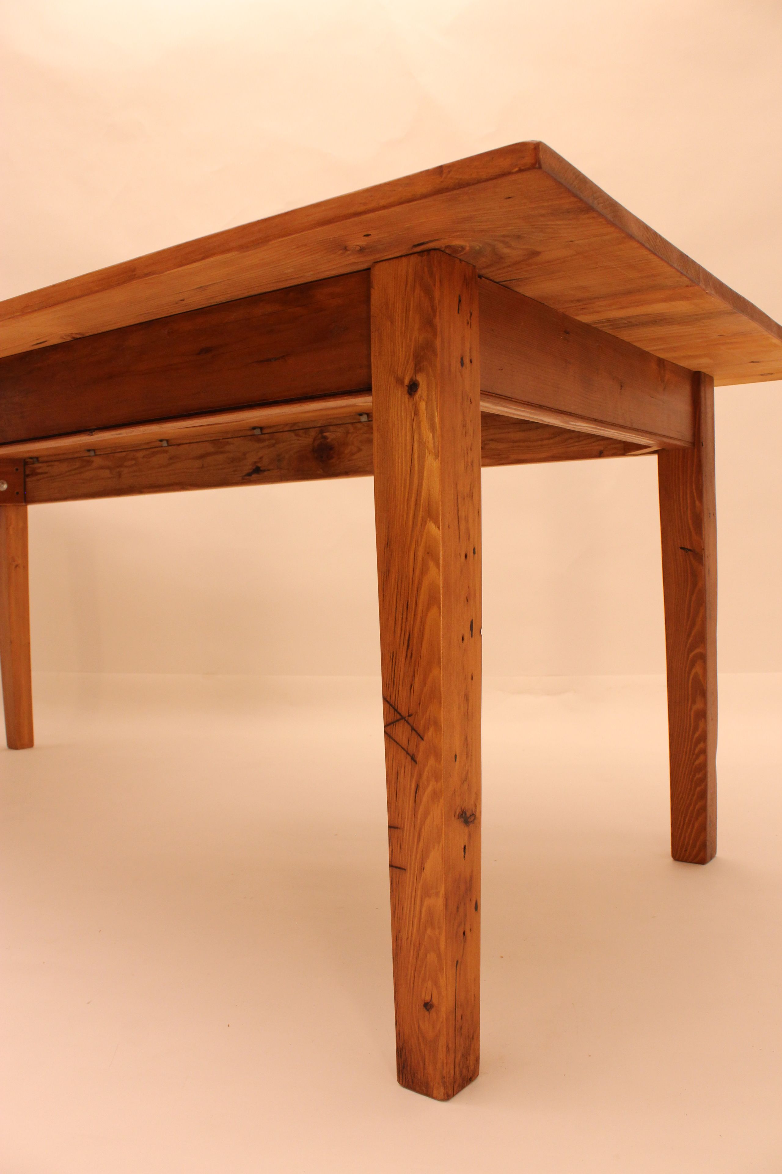 Dt-64 Grate Farm Table 5
