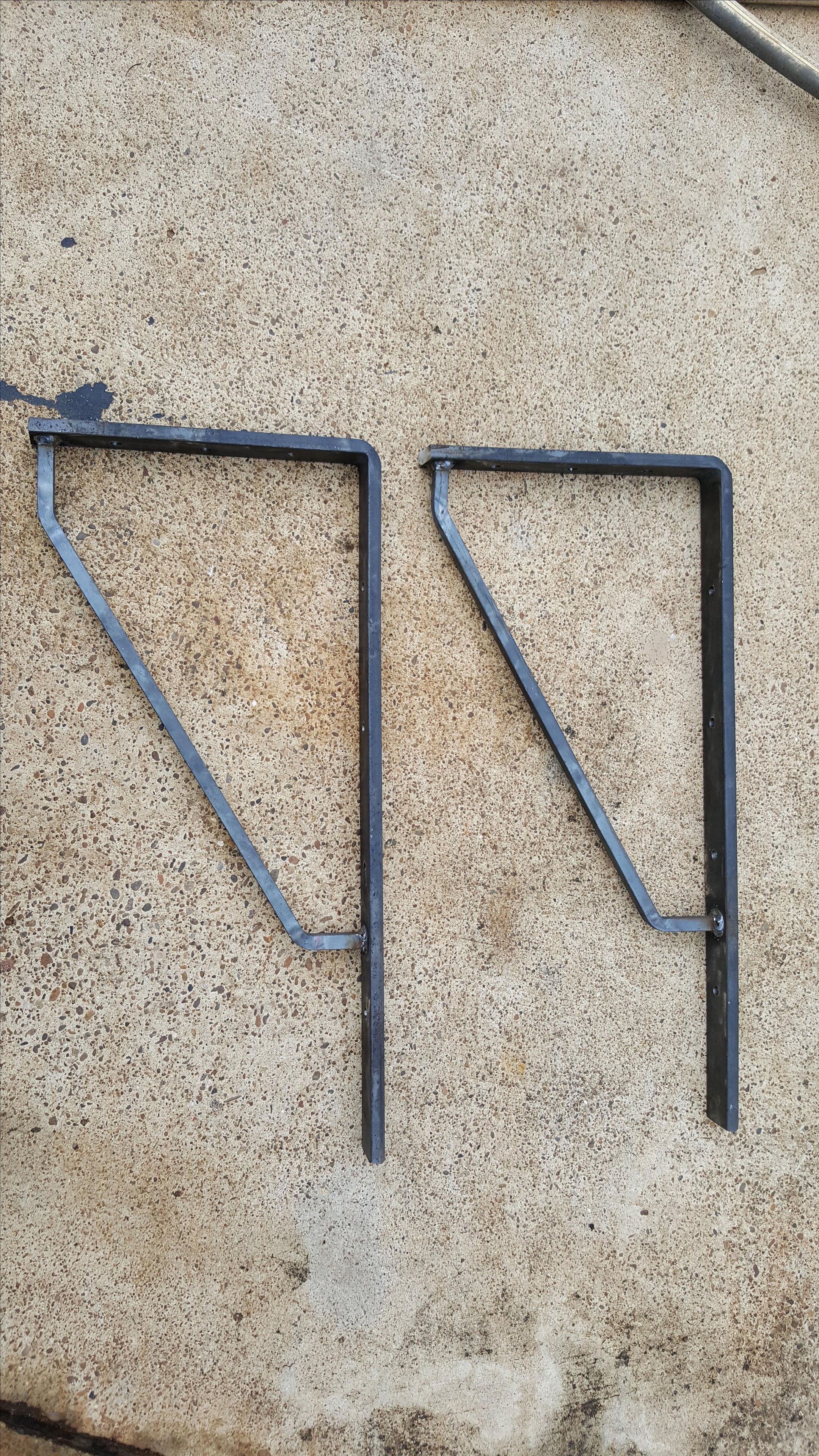 Heavy Duty Reenforced Steel Bracket
