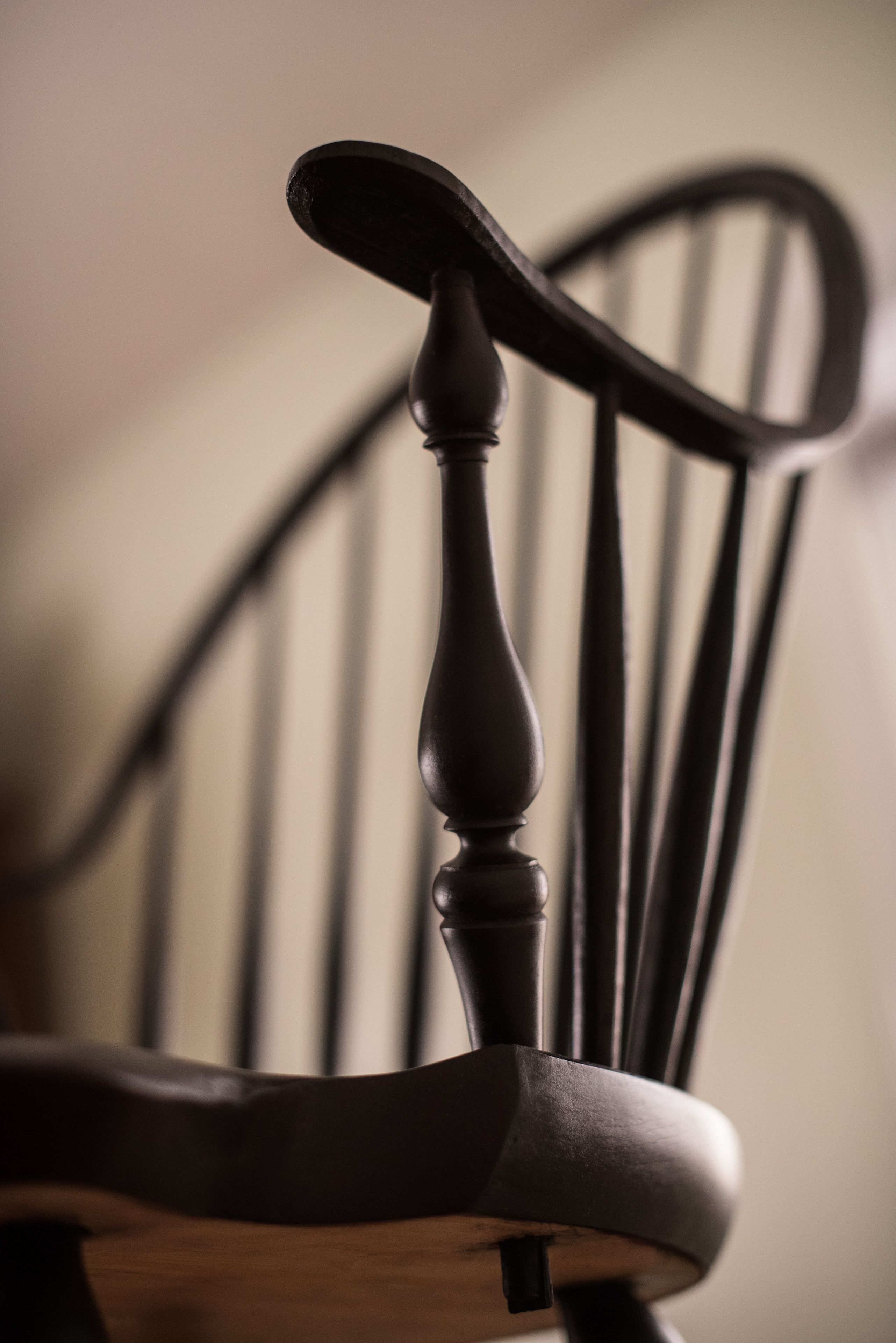 Continuous Arm Windsor Chair 4 