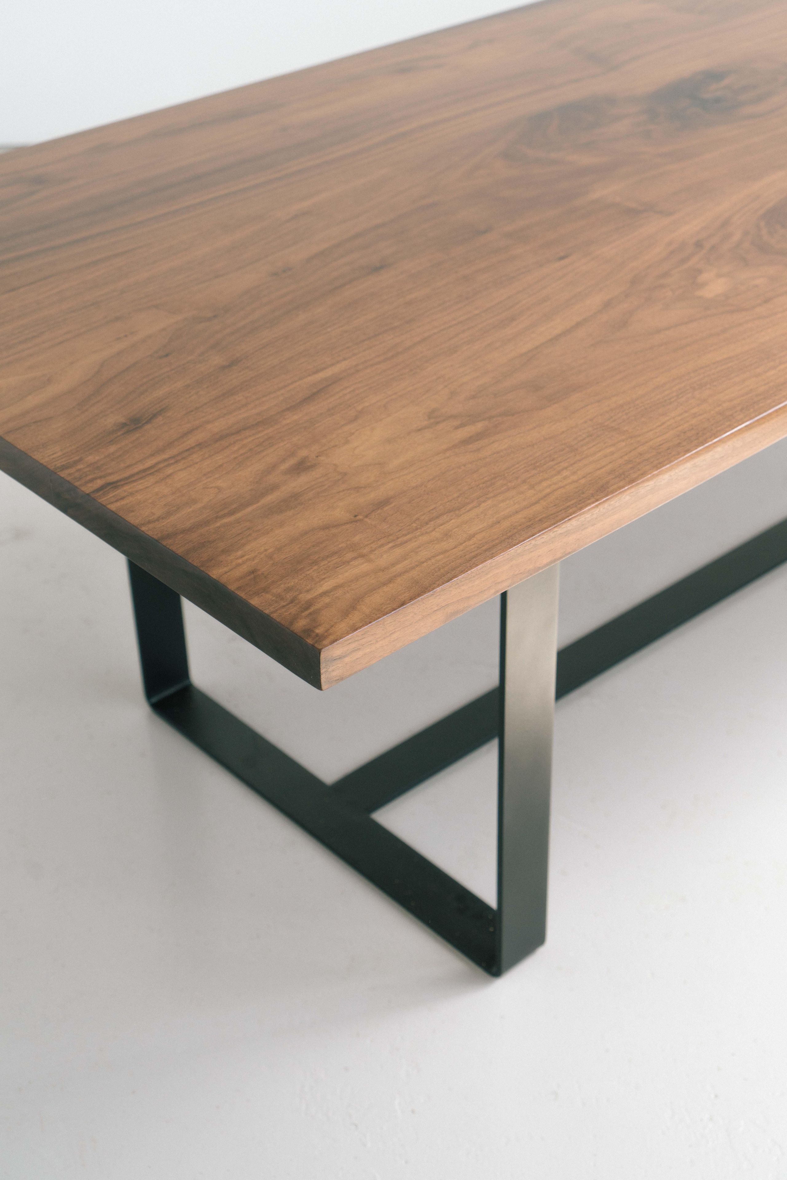 U3 Dining Table - Walnut 4