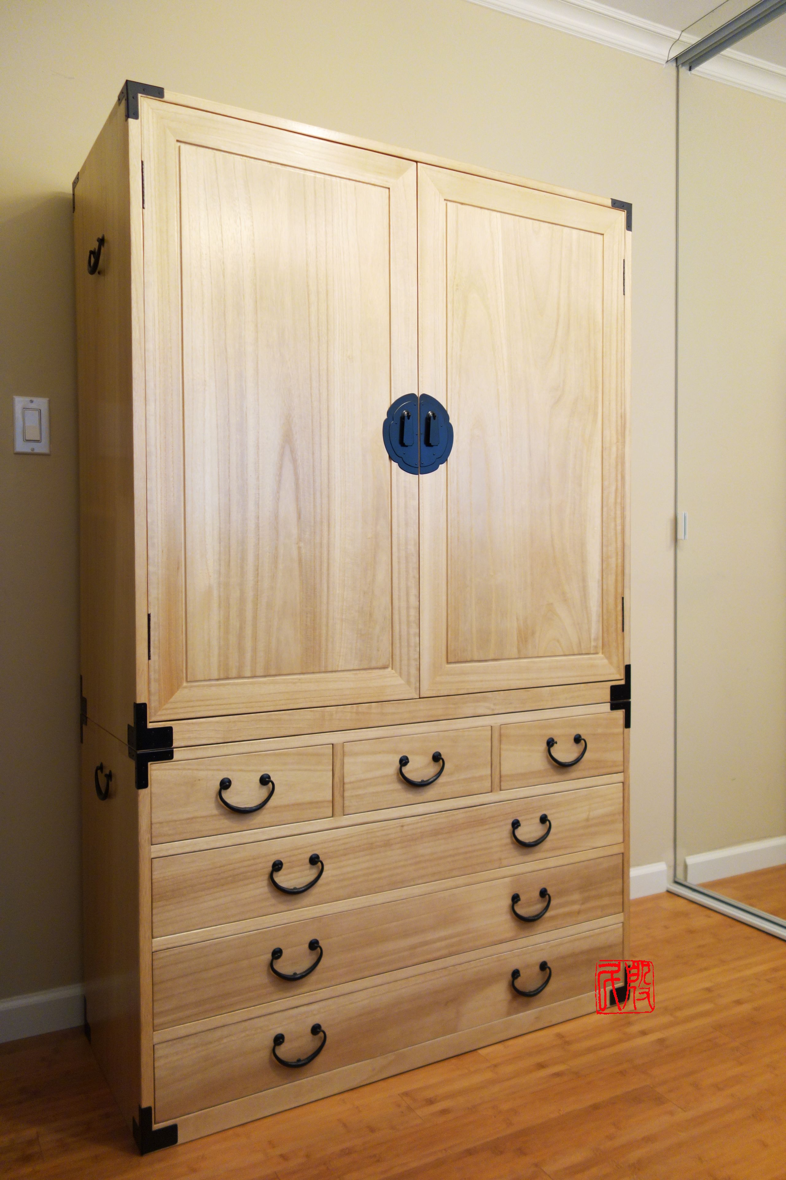 Japanese Style Isho Dansu (Clothing Chest)