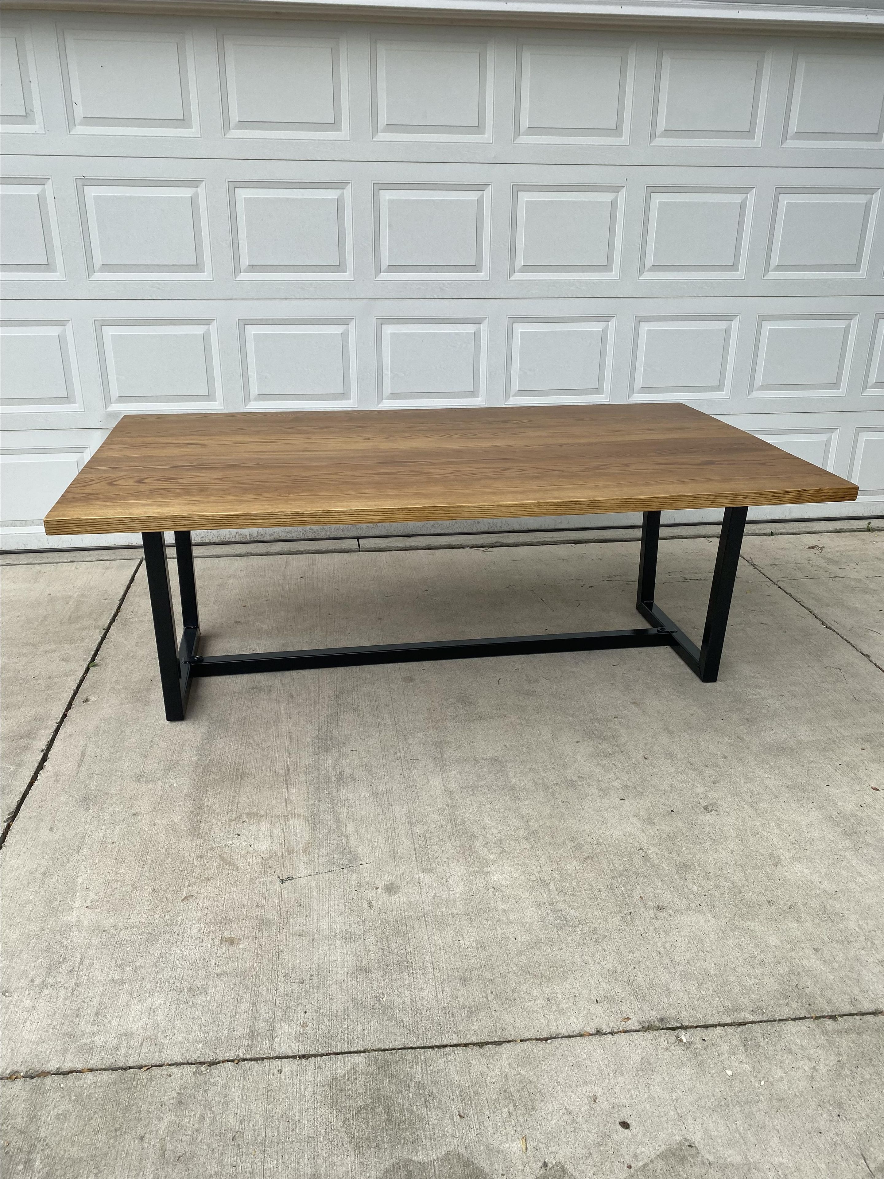 Ash Table