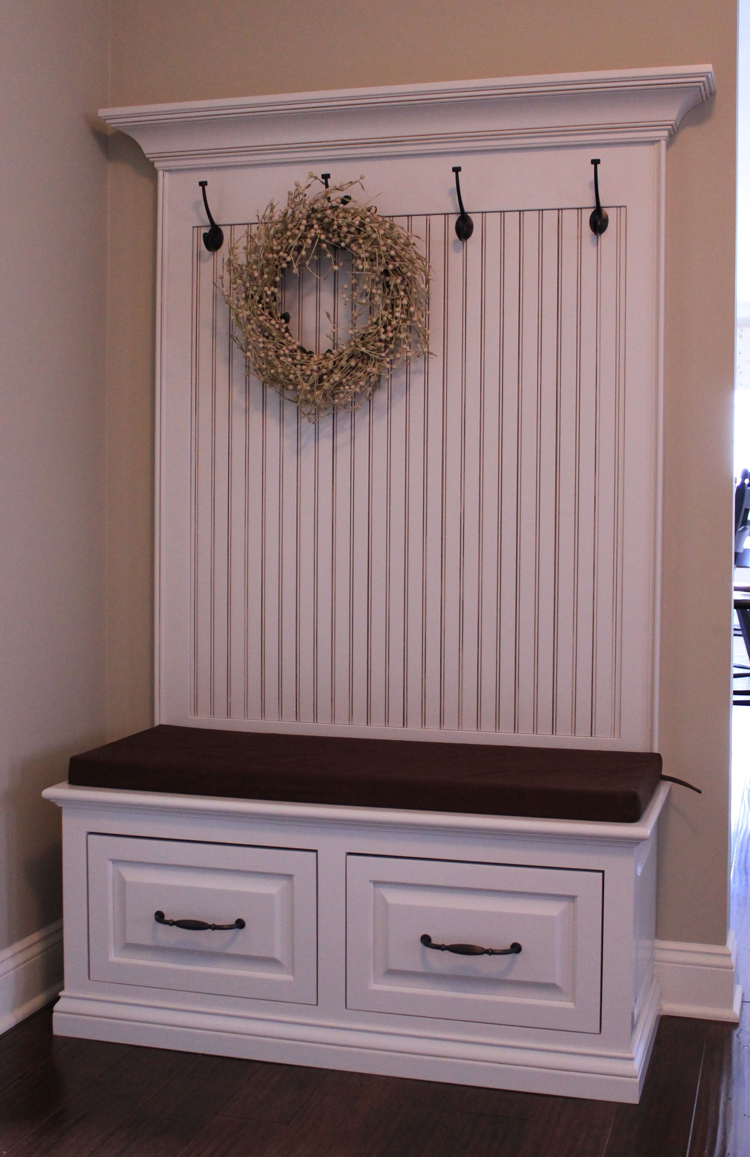 Pearl White Hall Tree