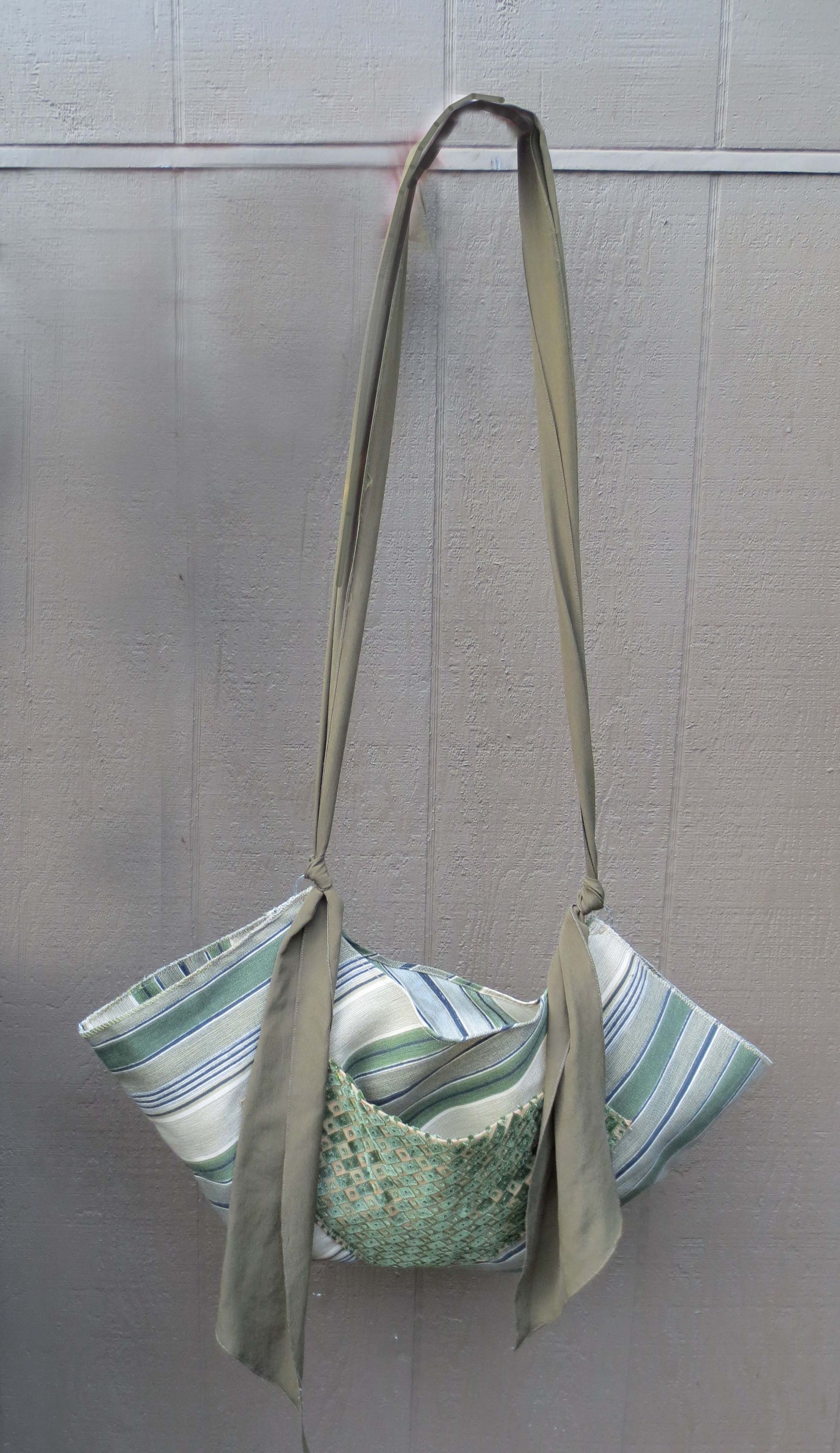 Hand Bags And Purses 3 
