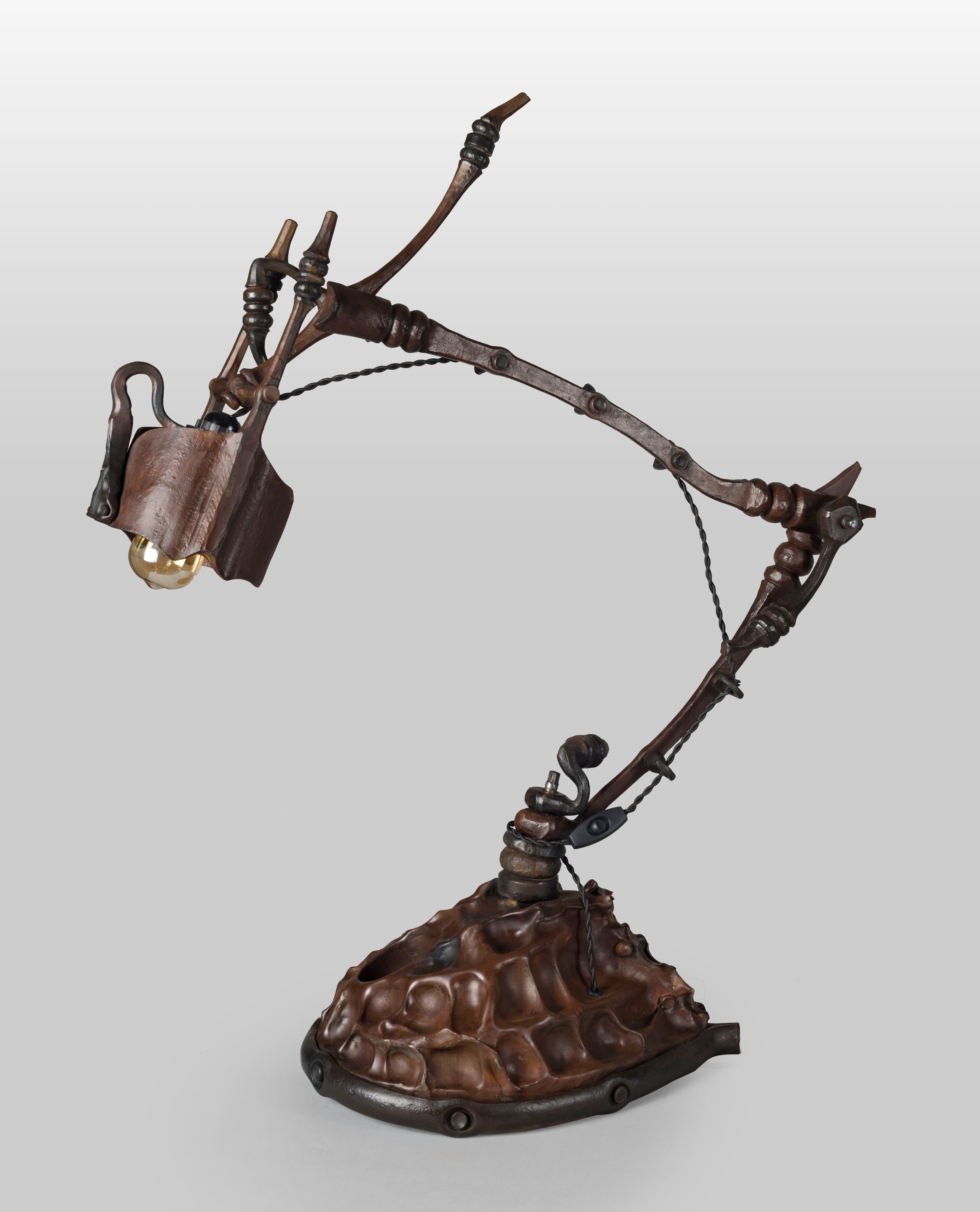 Vertebrae Lamp