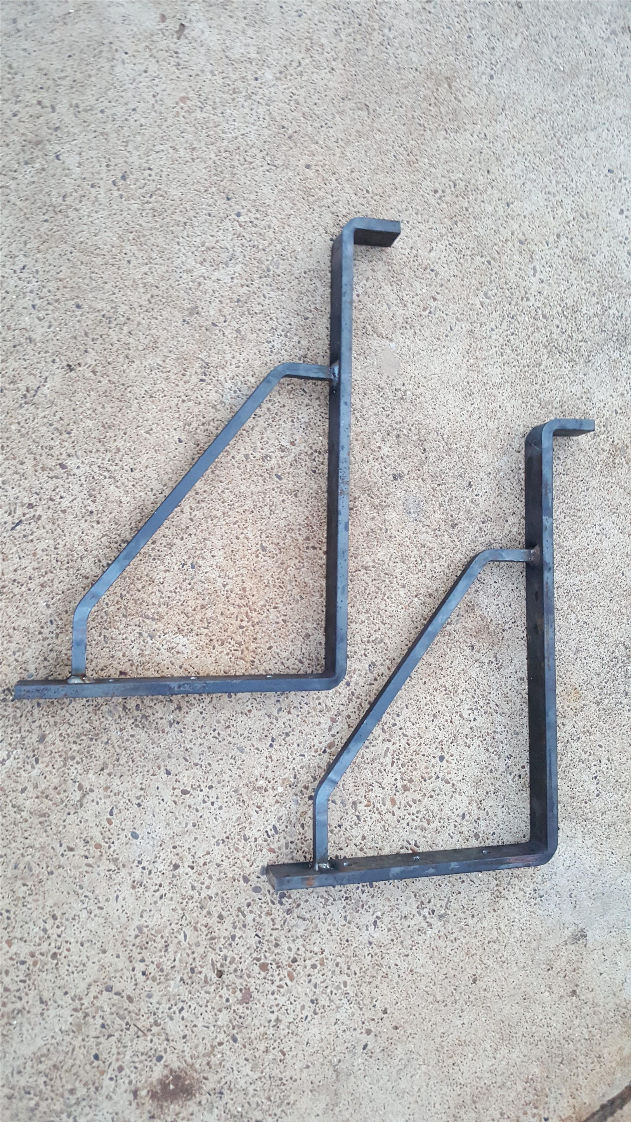 Heavy Duty Reenforced Steel Bracket 2