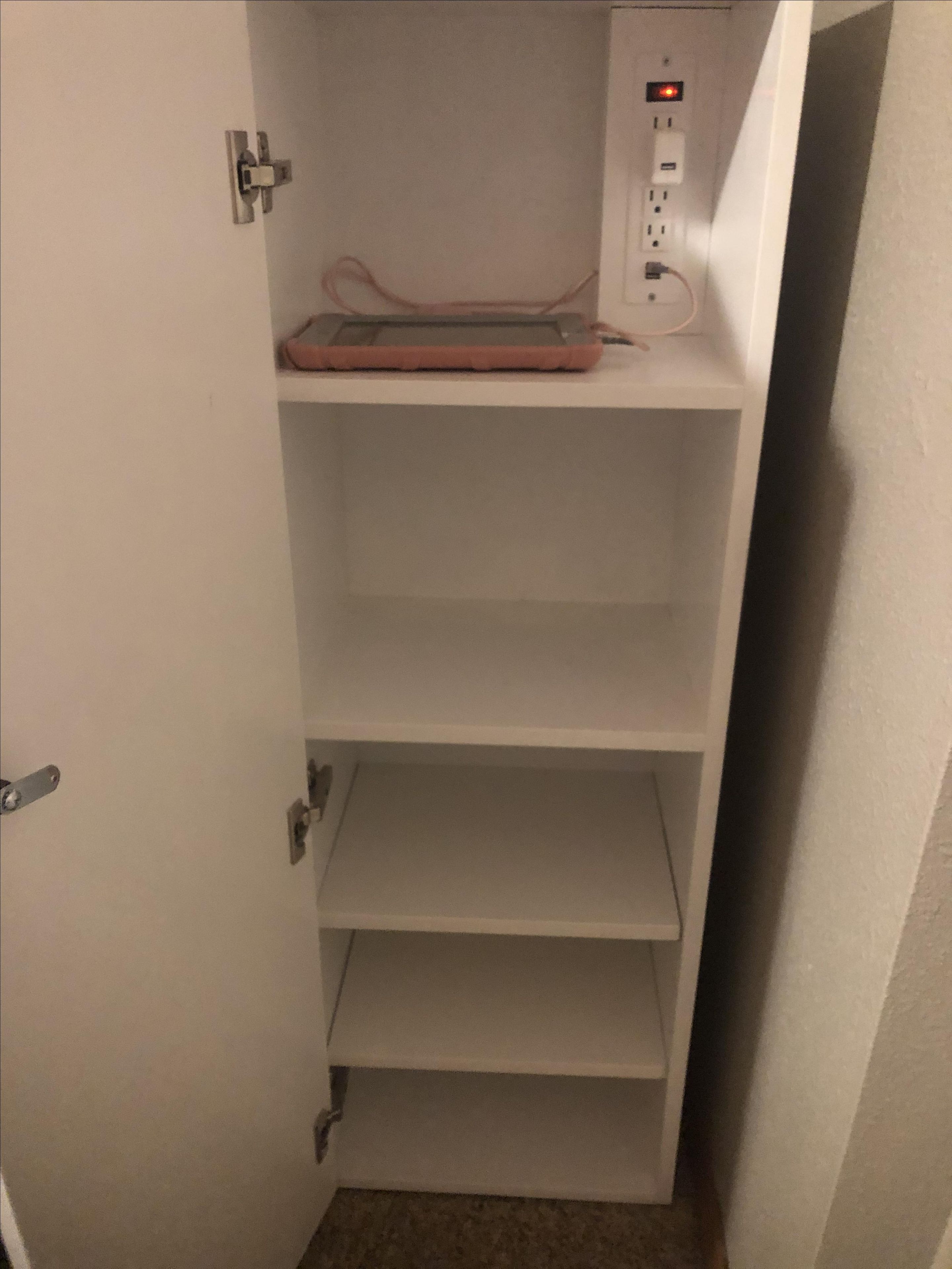 Locker 4