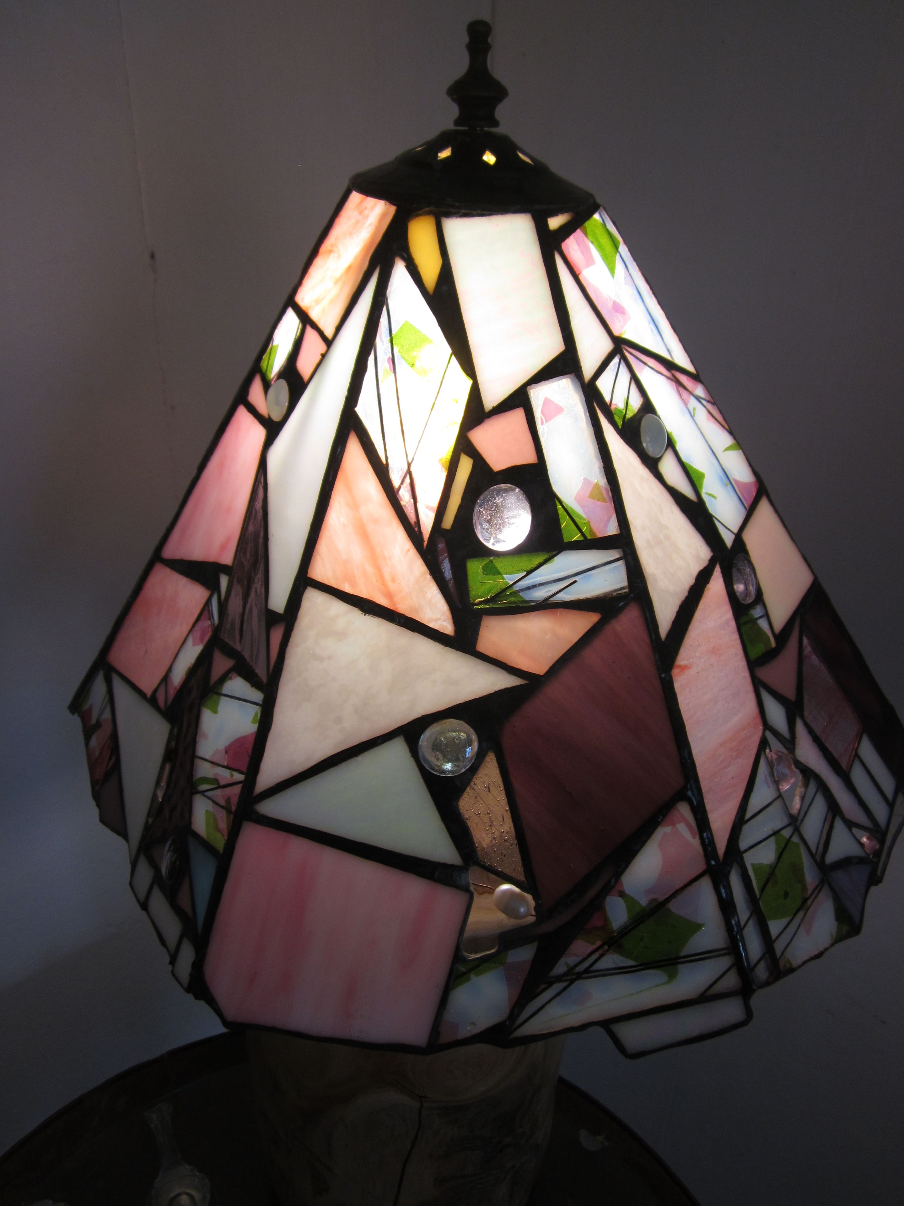 Shade Of Delight Stained Glass Lampshade 4 