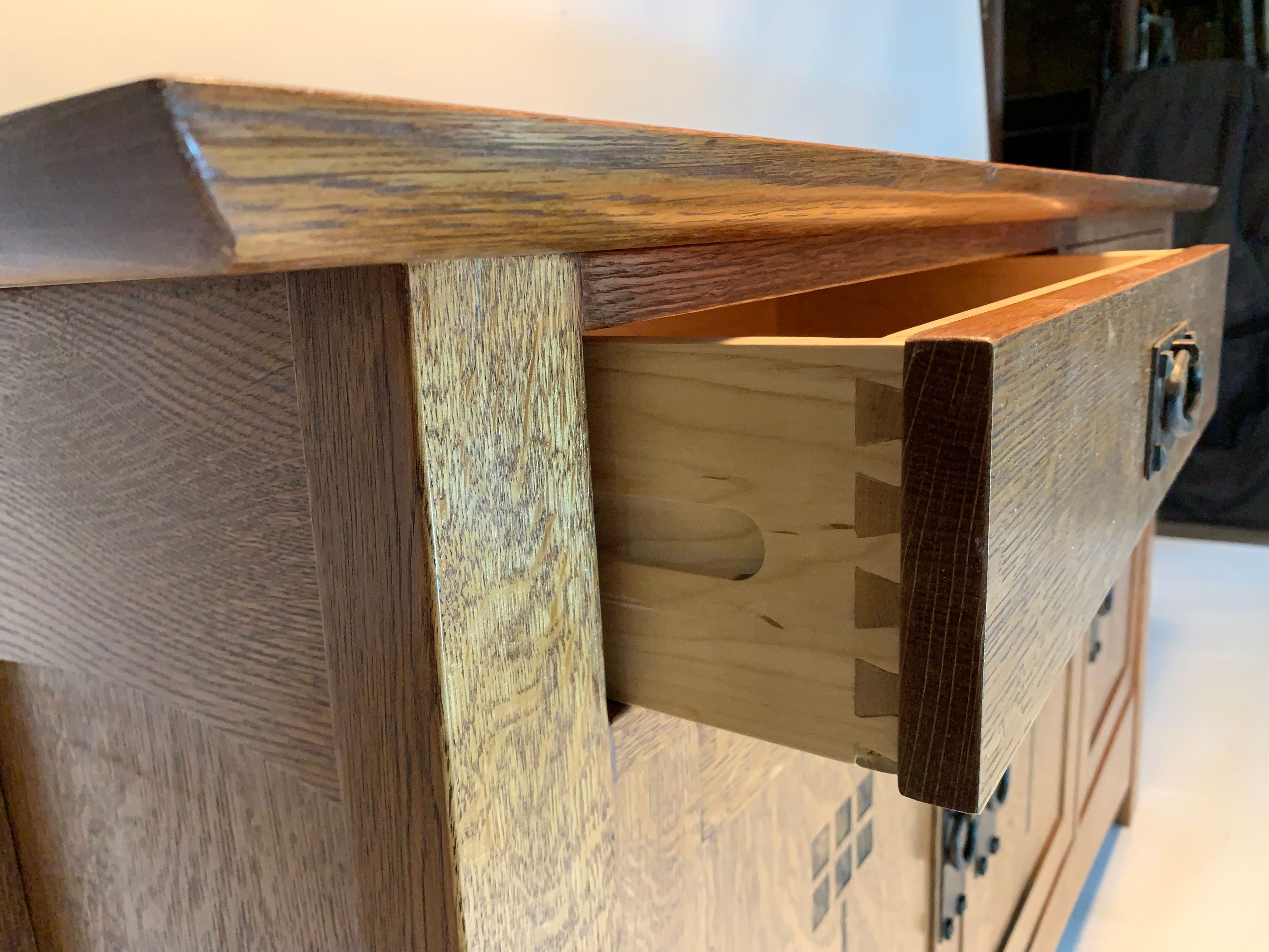 Arts & Crafts Entertainment Console 3 