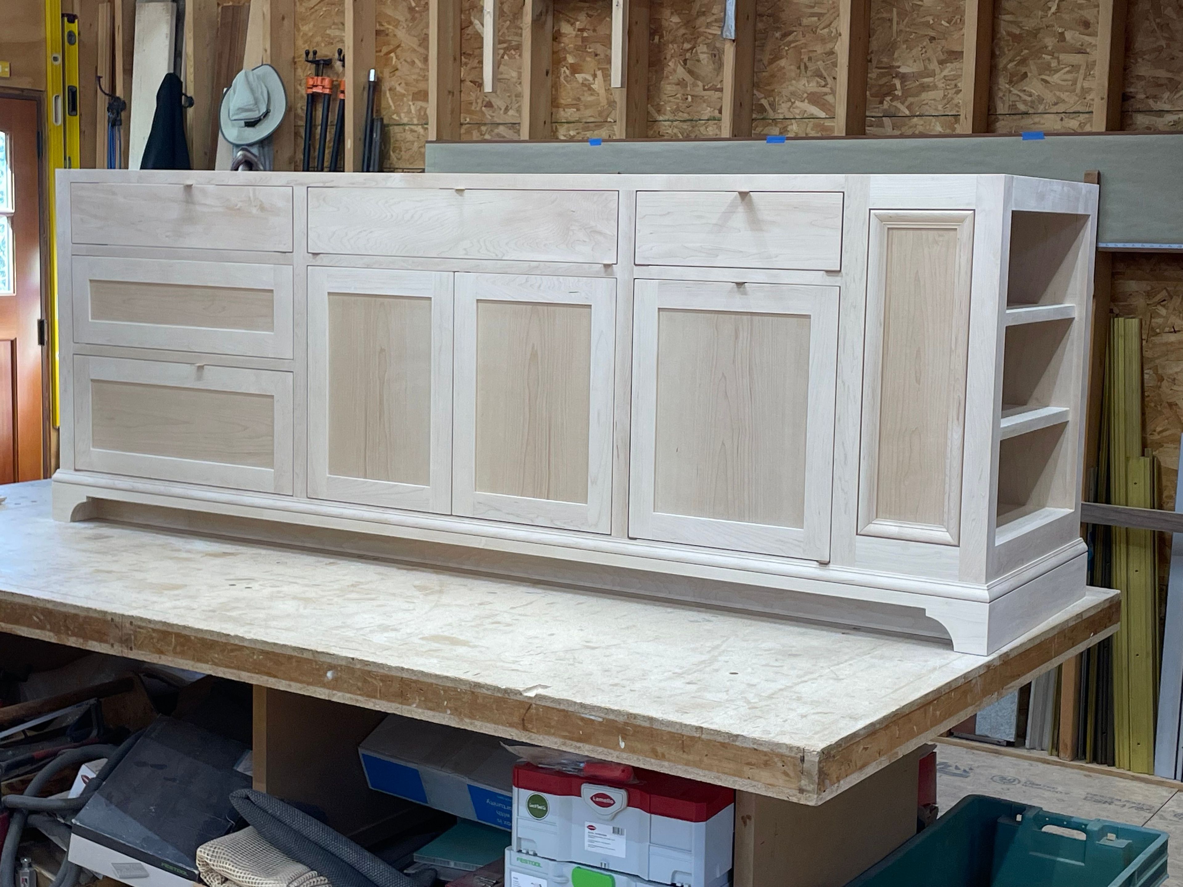 Large Maple kitchen island