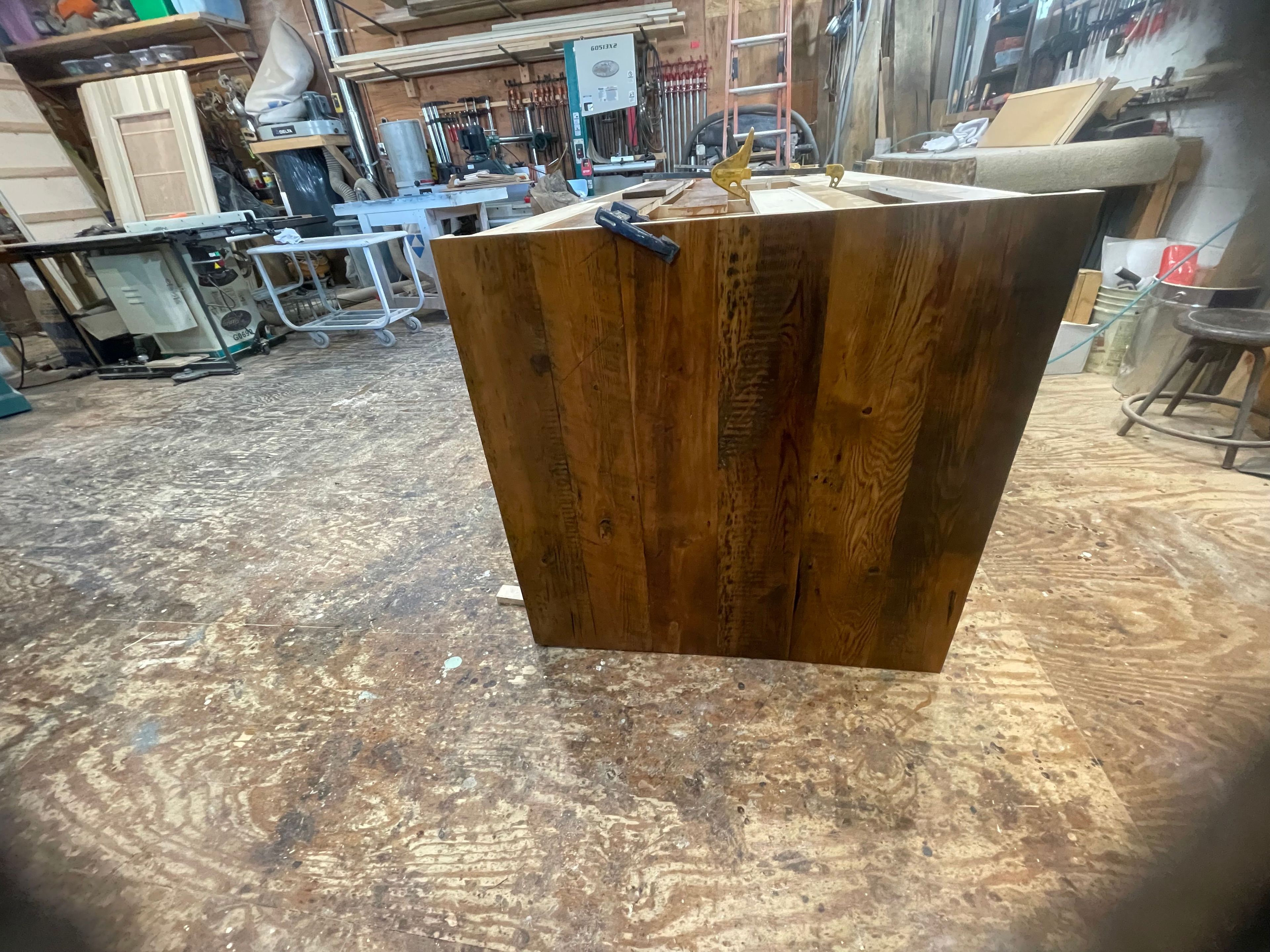 Reclaimed kitchen island 4