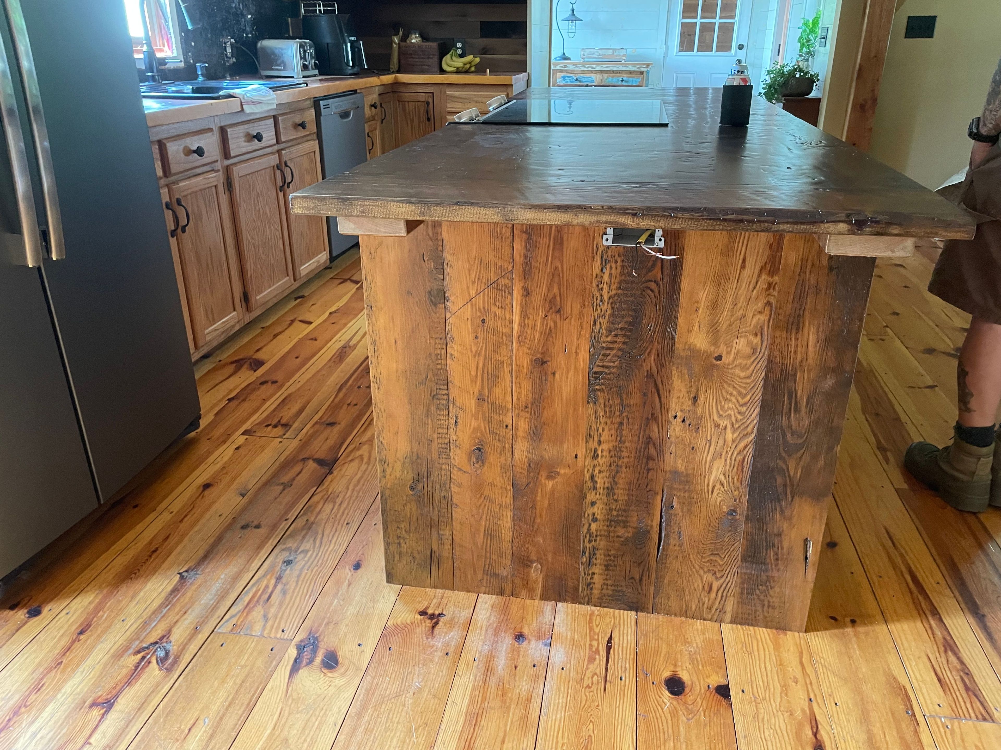 Reclaimed kitchen island 2