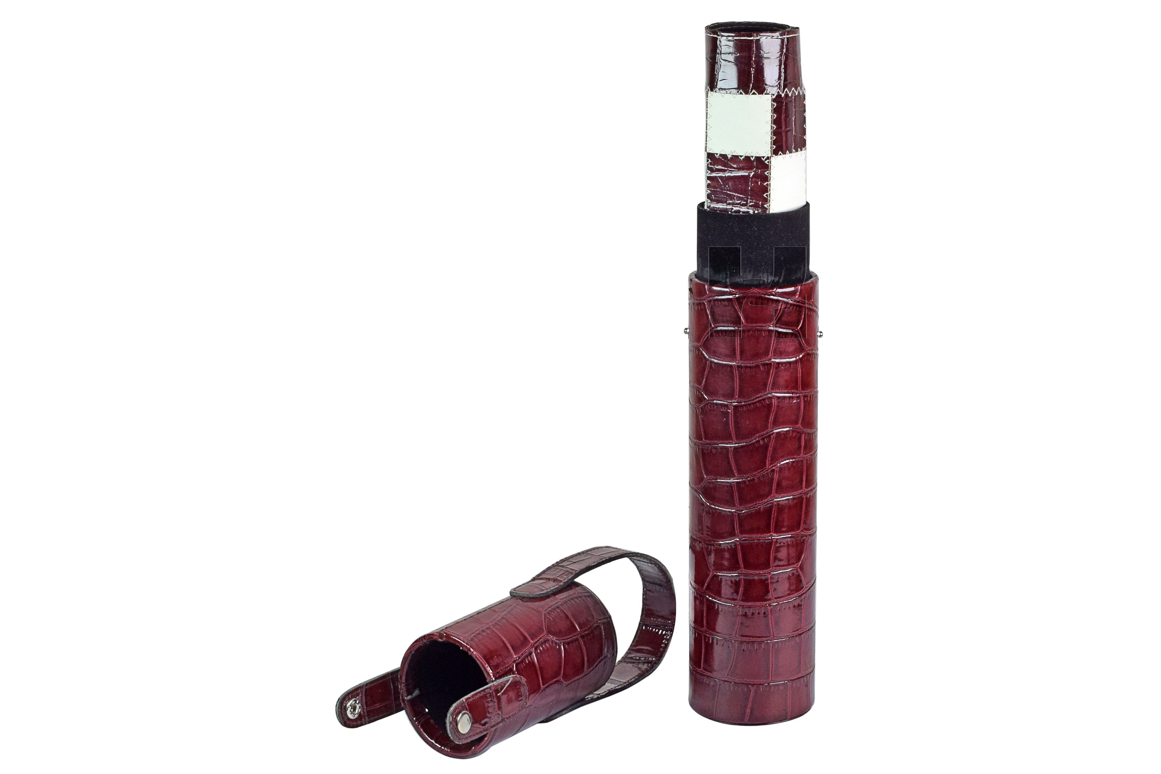 Luxury Burgundy Crocodile Textured Leather Roll-Up Chess Set – Marble Checkers with Metallic Edges & Leather Storage Tube 5 