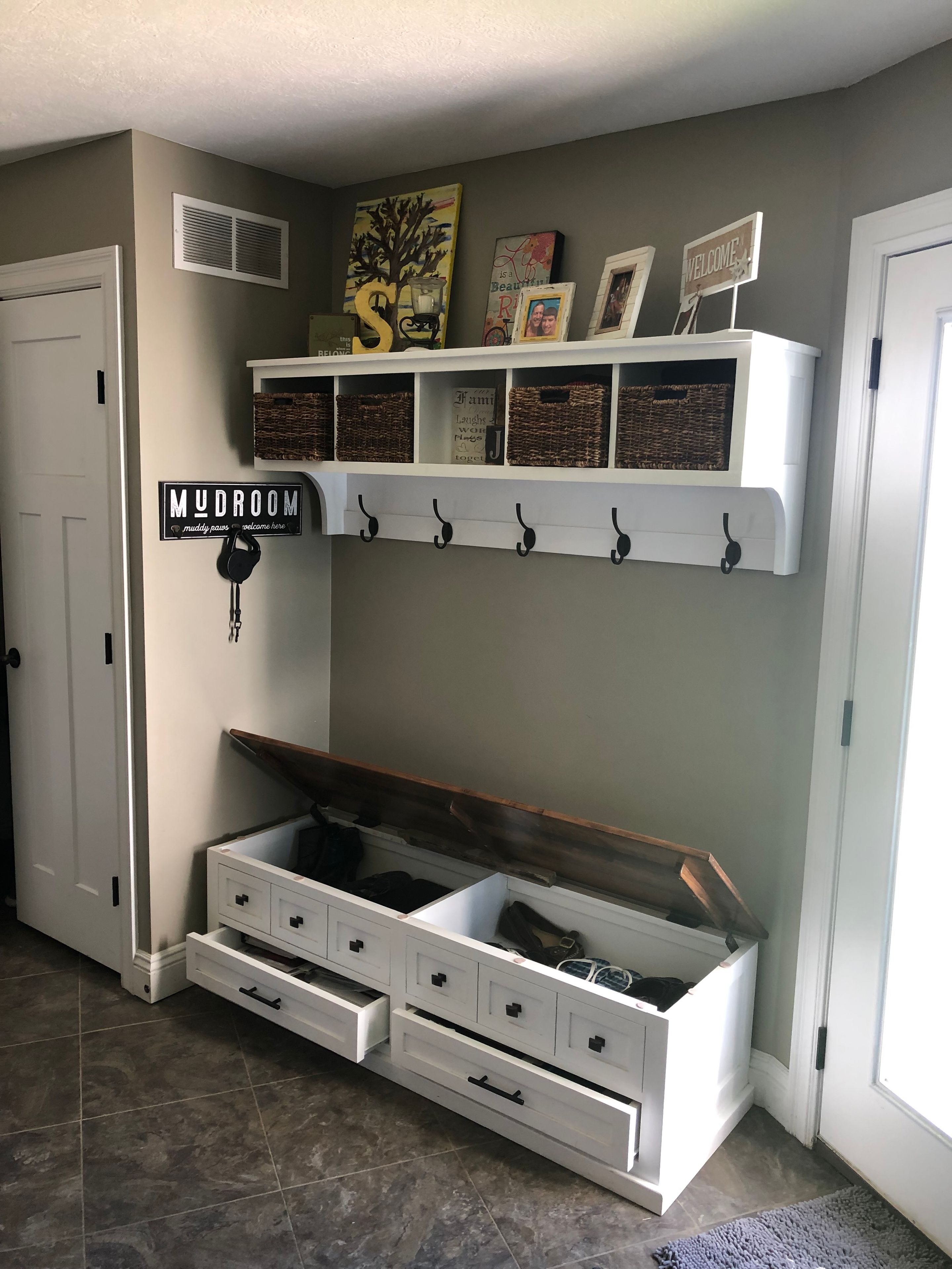 Entryway Cubby Coat Rack And Bench 3