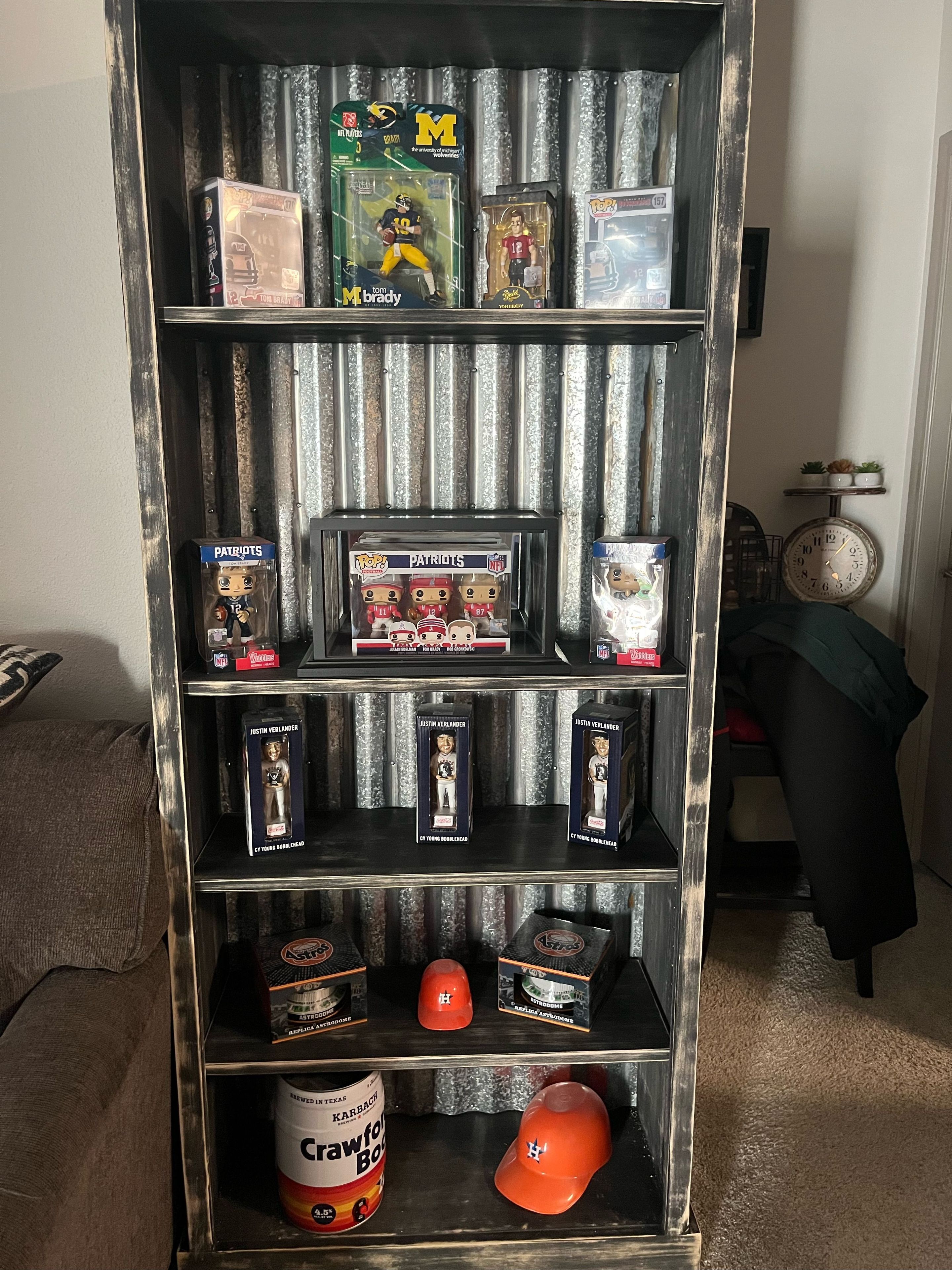 Rustic Bookshelf 1